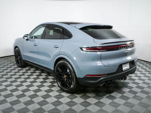 New 2026 Porsche Cayenne Coupe AWD/4WD image 3