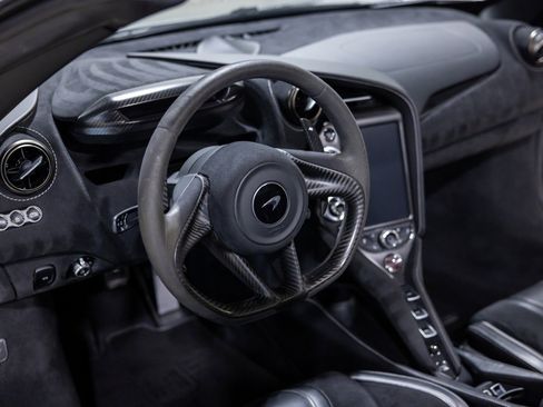 Used 2020 McLaren 720S Performance image 30