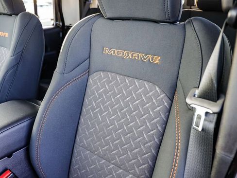 New 2026 Jeep Gladiator Mojave image 30