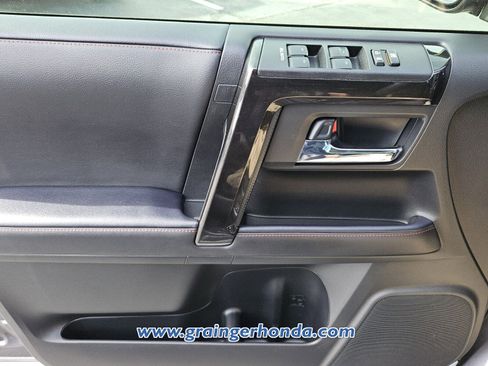 Used 2022 Toyota 4Runner TRD Off-Road Premium image 23