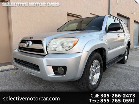 Used 2007 Toyota 4Runner SR5 image 1