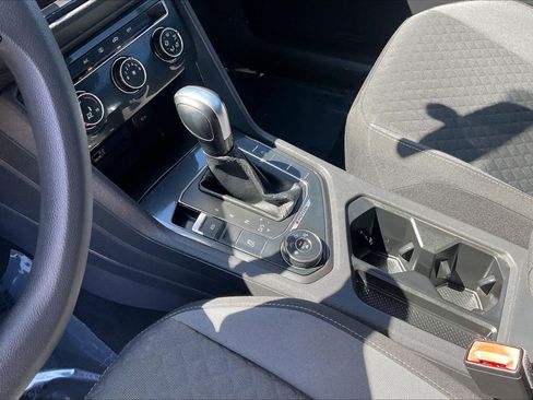 Used 2018 Volkswagen Tiguan S w/ 3rd Row Seat Package AWD/4WD image 14