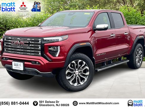 Used 2024 GMC Canyon Denali image 1