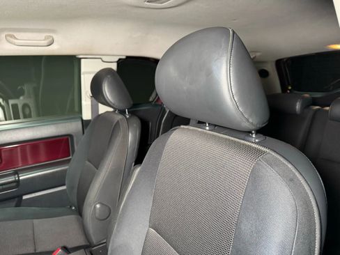 Used 2007 Toyota FJ Cruiser 4WD image 29