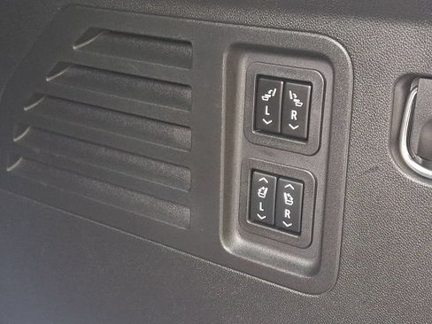Used 2024 Chevrolet Traverse RS w/ LPO, Floor Liner Package AWD/4WD image 30