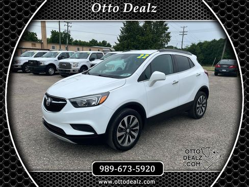 Used 2022 Buick Encore Preferred AWD/4WD image 1