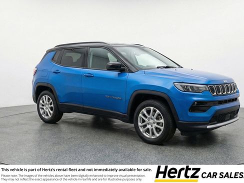 Used 2025 Jeep Compass Limited AWD/4WD image 1