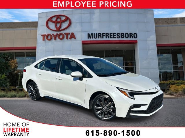 Used 2025 Toyota Corolla SE FWD image 1