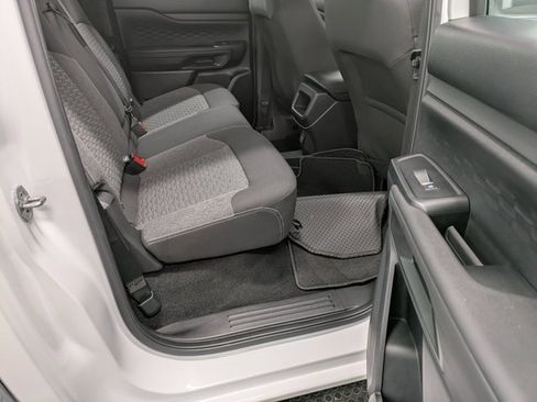 Used 2024 Ford Ranger XL image 26