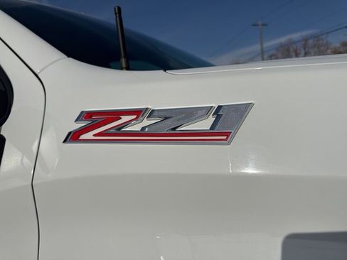 Used 2020 Chevrolet Silverado 1500 LT Trail Boss image 10