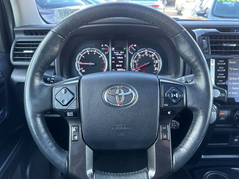 Certified 2023 Toyota 4Runner TRD Off-Road Premium image 28