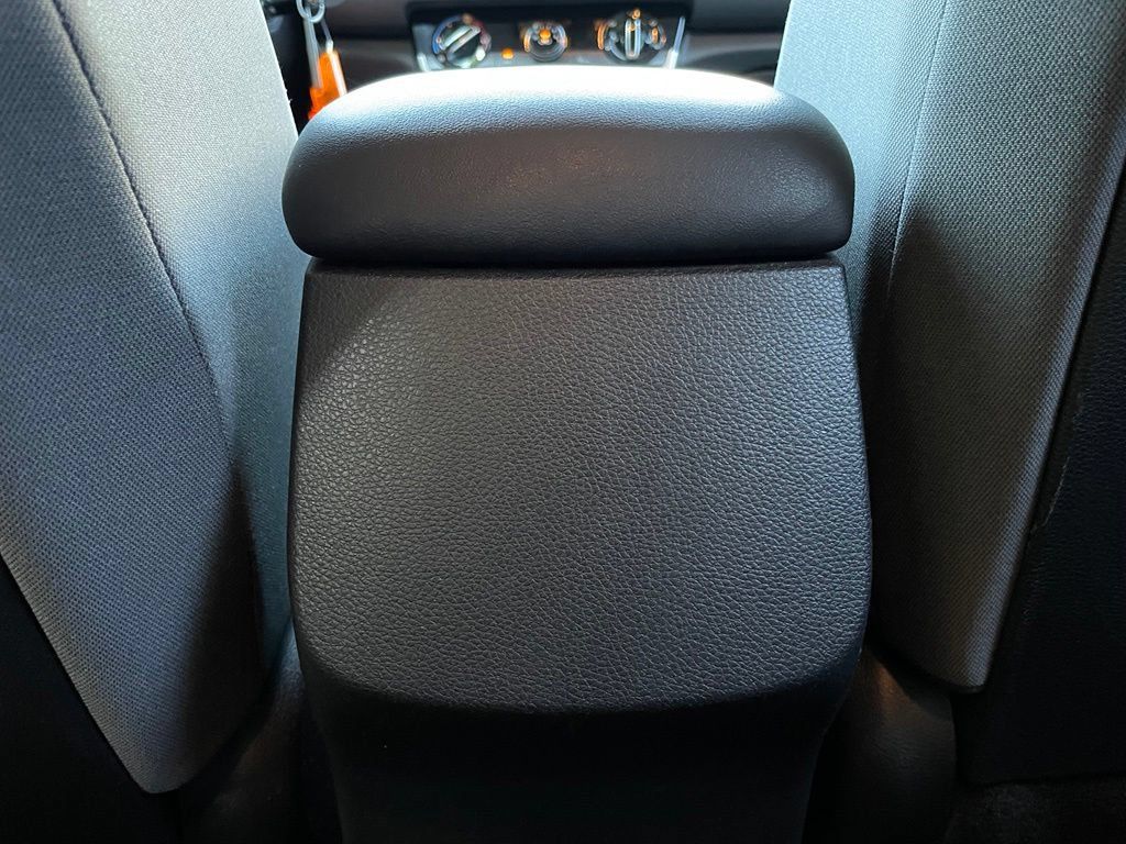 Used 2023 Kia Seltos LX AWD/4WD image 28