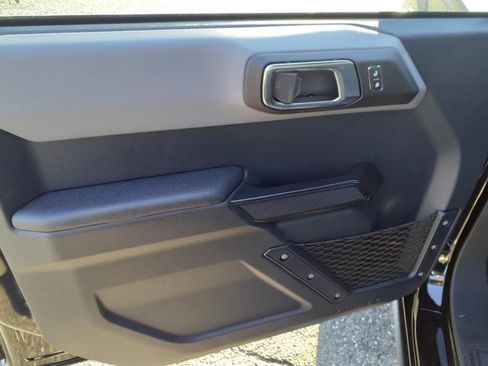 New 2024 Ford Bronco Black Diamond image 9