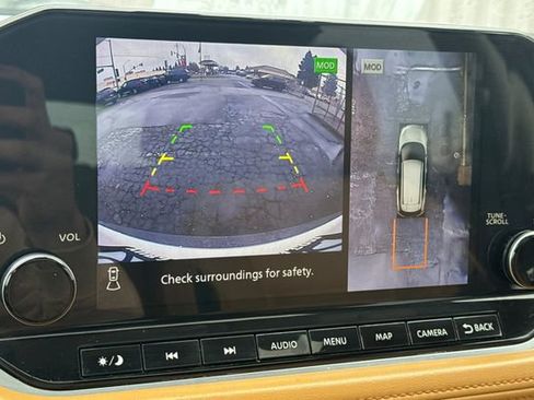 Used 2023 Nissan Rogue Platinum w/ Platinum Premium Package image 23