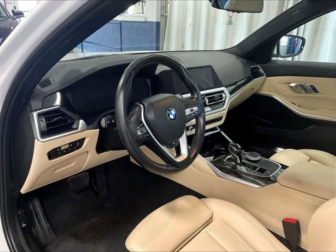 Used 2019 BMW 330i xDrive Sedan w/ Premium Package image 8