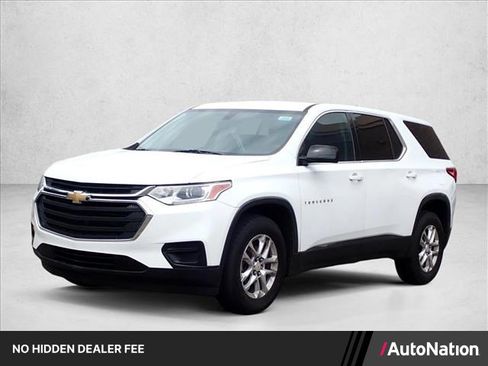 Used 2018 Chevrolet Traverse LS FWD image 1
