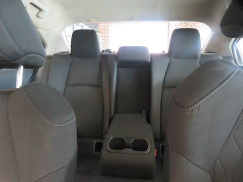 Used 2021 Toyota Corolla LE FWD image 44