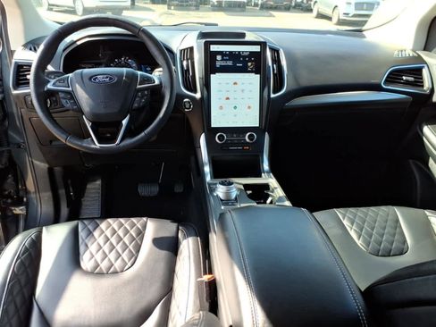 Used 2024 Ford Edge Titanium AWD/4WD image 11