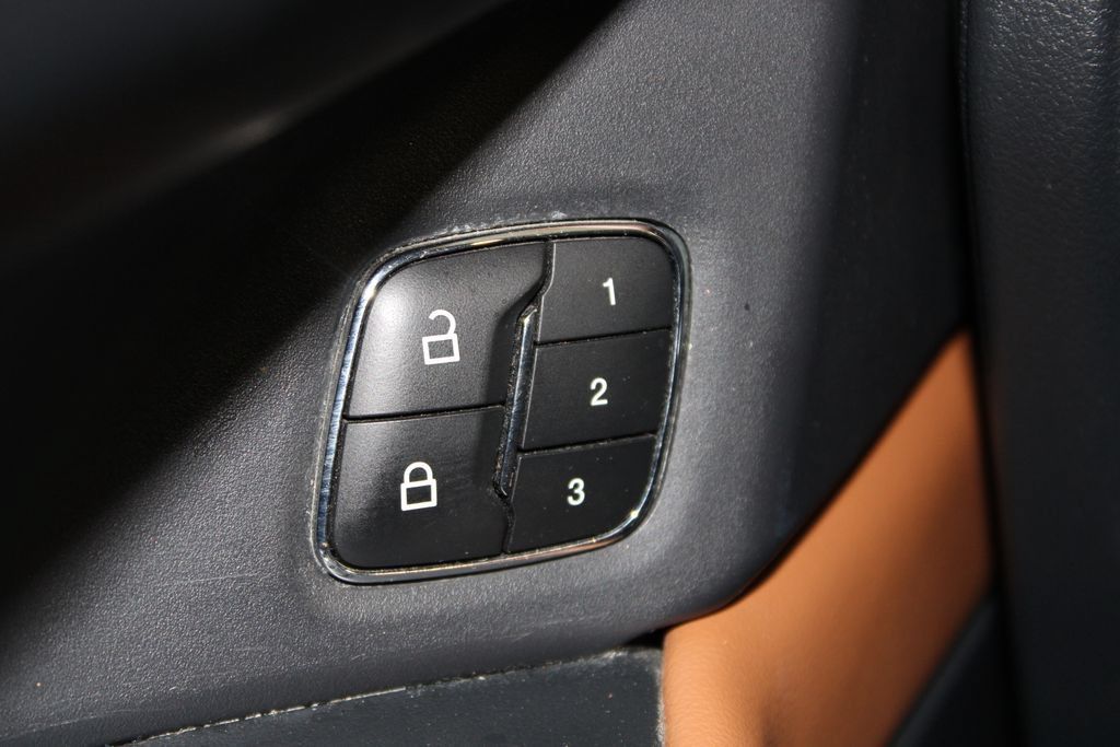 Used 2022 Ford Expedition Platinum AWD/4WD image 43