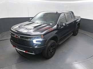 Used 2022 Chevrolet Silverado 1500 ZR2 w/ Technology Package AWD/4WD video 2