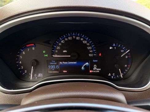 Used 2015 Cadillac SRX Premium FWD image 3