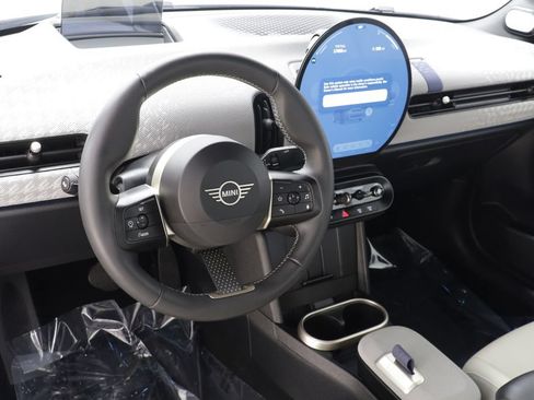 Certified 2025 MINI Cooper S FWD image 7