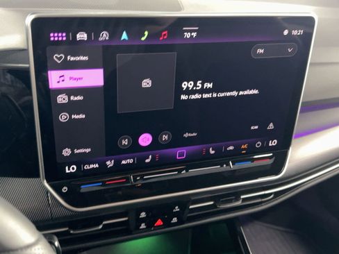 Used 2025 Volkswagen Golf w/ Euro Style Package image 23