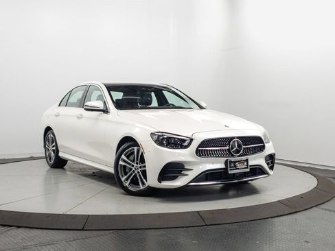 Certified 2022 Mercedes-Benz E 350 4MATIC Sedan image 1