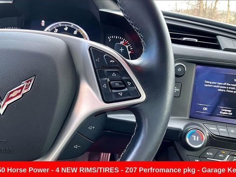 Used 2015 Chevrolet Corvette Z06 w/ 3LZ Preferred Equipment Group image 11