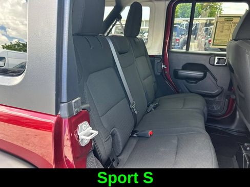 Used 2021 Jeep Wrangler Unlimited Sport AWD/4WD image 28