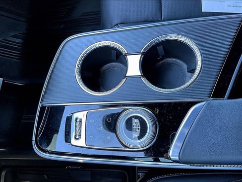 Used 2024 Cadillac Lyriq Luxury RWD image 15