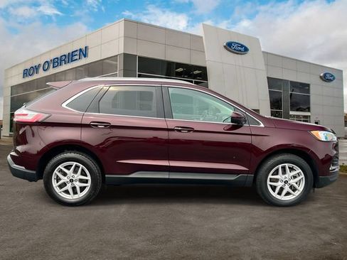 Certified 2024 Ford Edge SEL w/ Convenience Package AWD/4WD image 6