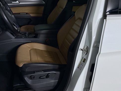 Used 2022 Volkswagen Atlas Cross Sport SEL Premium R-Line image 24