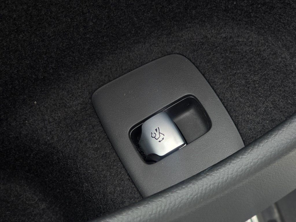 New 2027 Mercedes-Benz E 450 4MATIC All-Terrain Wagon image 37