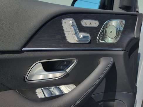 New 2026 Mercedes-Benz GLS 450 4MATIC image 17