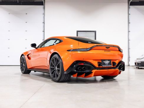 Used 2020 Aston Martin V8 Vantage Coupe image 6