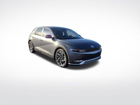 Used 2023 Hyundai Ioniq 5 SEL image 4