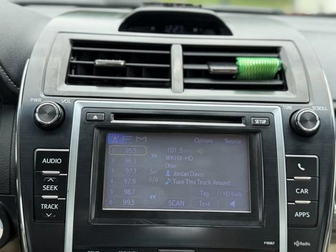 Used 2012 Toyota Camry XLE w/ Convenience Pkg FWD image 13