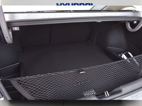 New 2026 Hyundai Elantra Limited FWD image 13