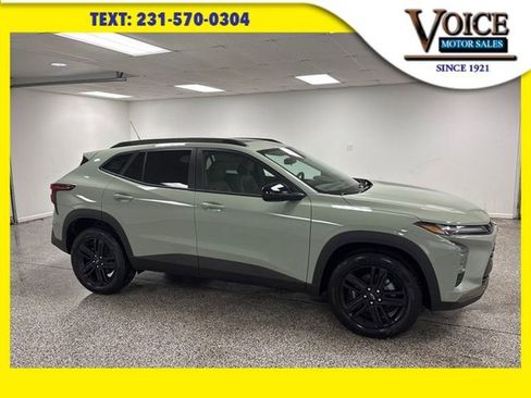 New 2026 Chevrolet Trax ACTIV w/ Sunroof Package image 1