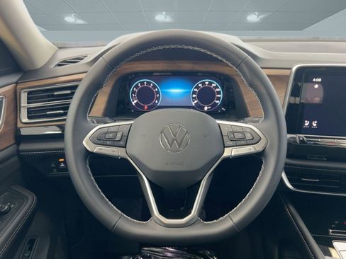 New 2026 Volkswagen Atlas SE image 17