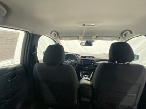 Used 2022 Nissan Leaf SV Plus image 27