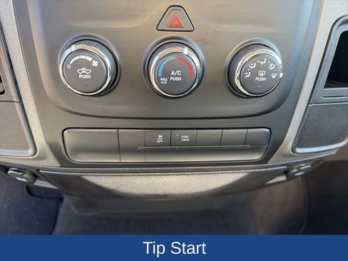 Used 2013 RAM 1500 Express image 17