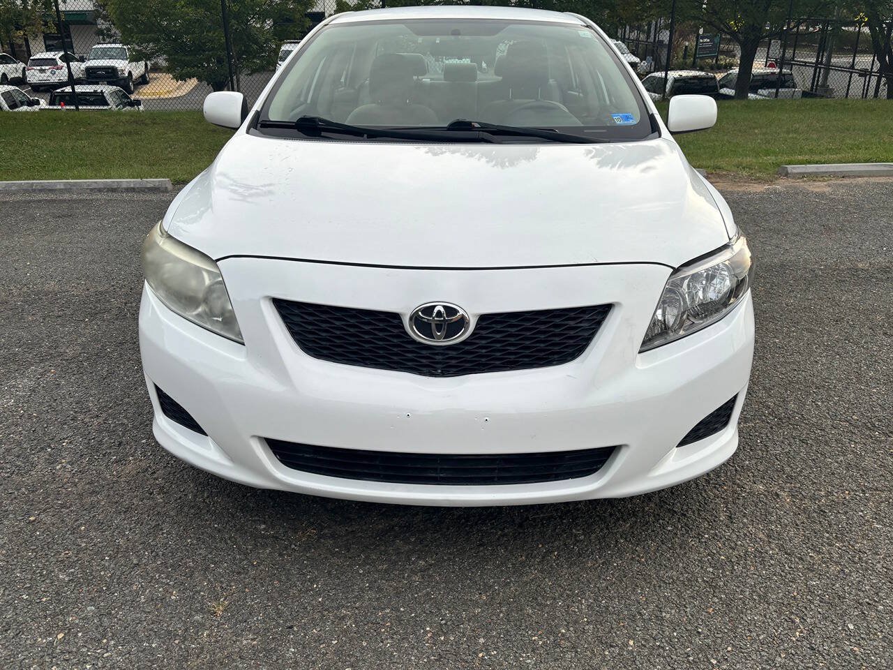 Used 2010 Toyota Corolla LE w/ LE EVP Pkg #1 FWD image 2
