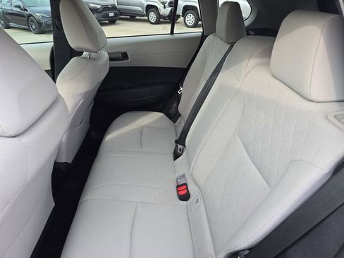 Used 2023 Toyota Corolla Cross LE image 13