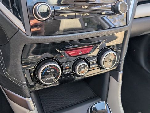 Used 2022 Subaru Forester Limited image 23