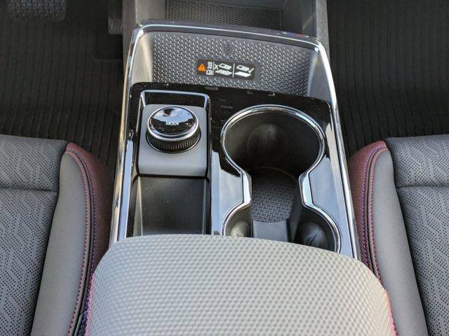 New 2026 Chevrolet Equinox RS w/ Convenience Package III FWD image 23