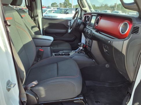 Used 2019 Jeep Wrangler Unlimited Rubicon image 19