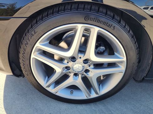 Used 2015 Mercedes-Benz SLK 250 image 10
