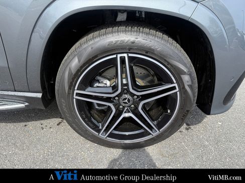 New 2026 Mercedes-Benz GLS 450 4MATIC image 10